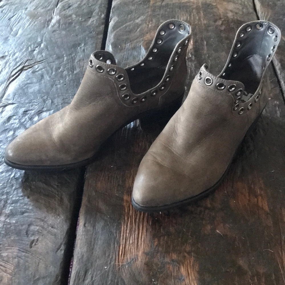 Gianni Bini Booties